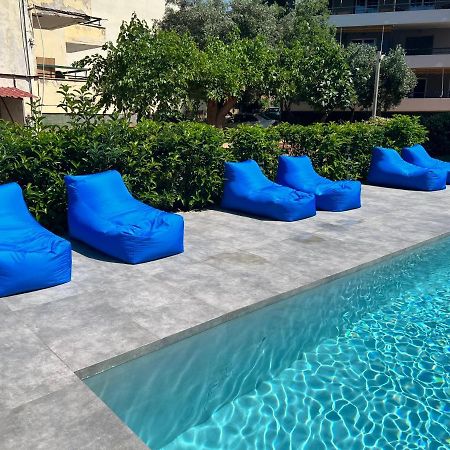 Appartamento Sia Mare Kalivia Thorikou Esterno foto