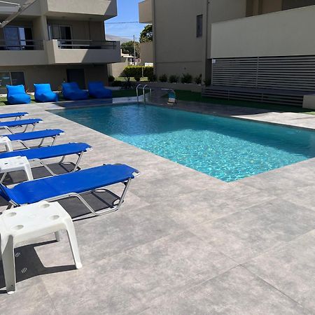 Appartamento Sia Mare Kalivia Thorikou Esterno foto