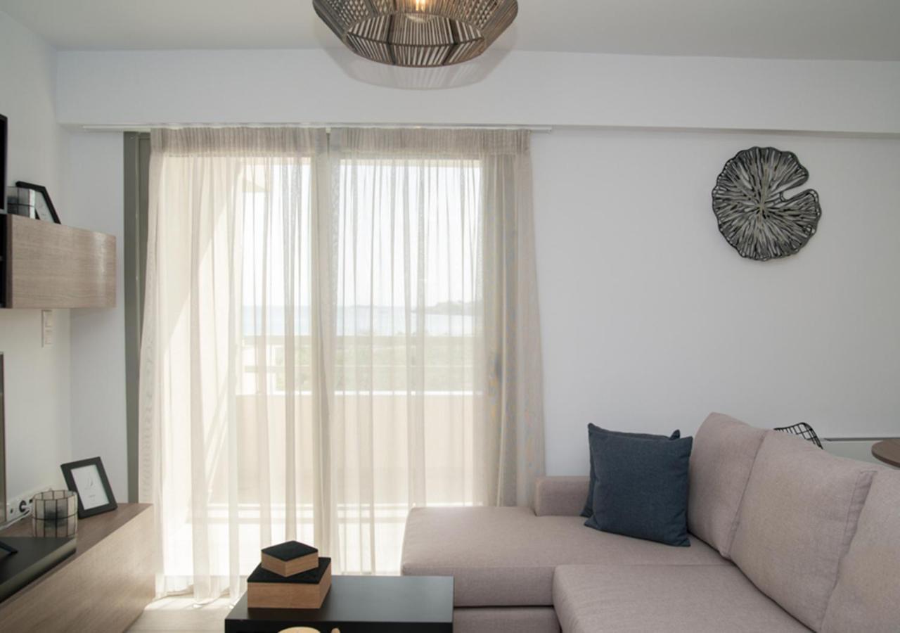 Appartamento Sia Mare Kalivia Thorikou Esterno foto